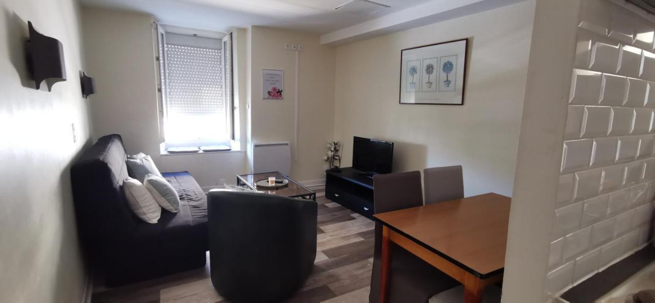 Location G&W, Tres Proche Sanctuaires Appartement Lourdes Buitenkant foto